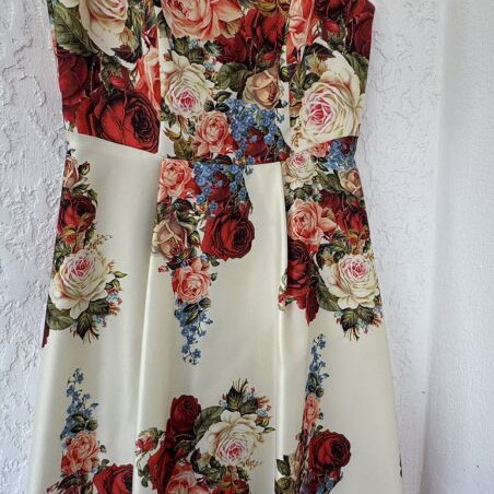 Cocktail dress like new, colorful, size L