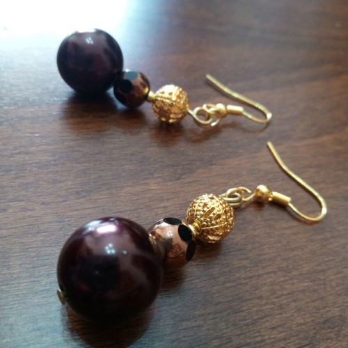 Set of handmade jewelry with burgundy glass pearls like new