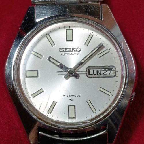 Seiko 7009-8049 Αυτόματο ρολόι ημέρας/ημερομηνίας μεταχειρισμένο