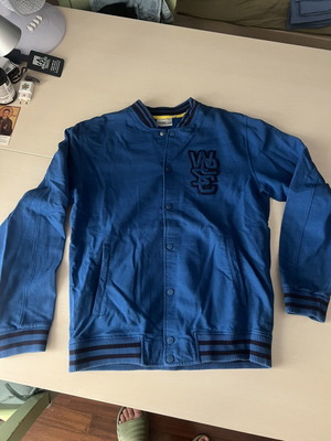 Wesc jacket size L like new