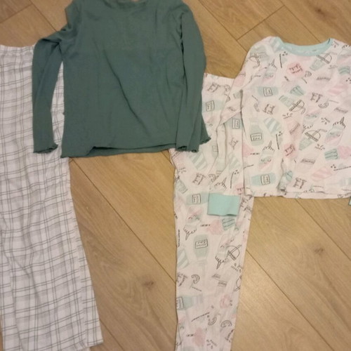 C&A pajamas like new, 2 pairs, size 146-152, white and green