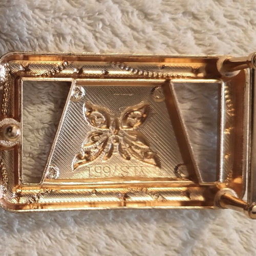 Belt buckle butterfly metal gold color new, size 7.5x4.5 cm