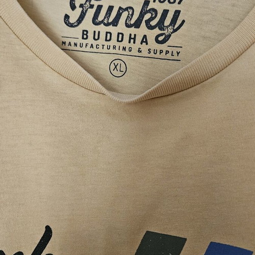 T-shirt Funky Buddha XL soft yellow, like new