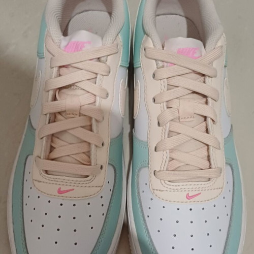 Nike Air Force 1 Low Emerald Rise Guava Ice GS sneakers size EU40