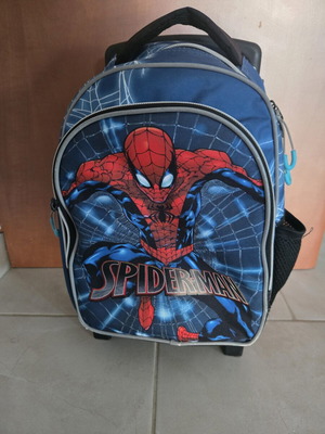 Spiderman τροχήλατη τσάντα νηπιαγωγείου σαν καινούργιο