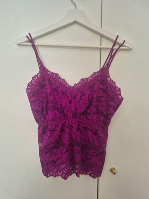 Lace top new, burgundy, slightly elastic, size S