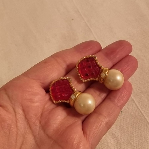 Vintage earrings pineapple shaped