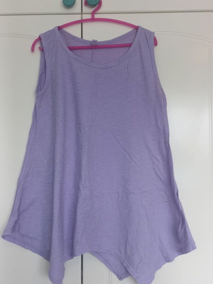 Summer blouse lilac asymmetrical size M like new