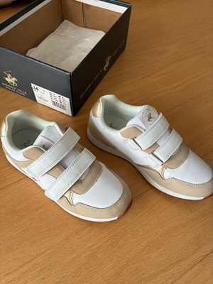 Beverly Hills Polo Club kids sneakers size 34 new, white and beige