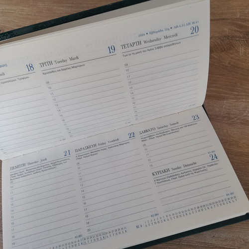 2024 Weekly Diary new for Notes