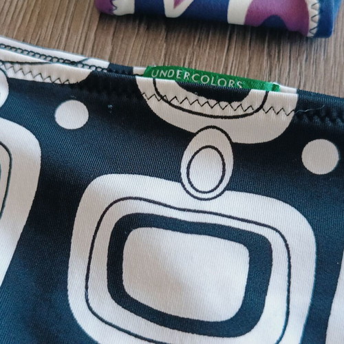 Benetton swimwear set XS new, colorful