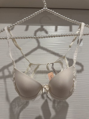 Lise Charmel Antigel bra with Swarovski crystals new, beige EU75A