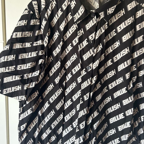 Short-sleeve shirt like new, size L