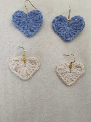 Crocheted heart earrings new