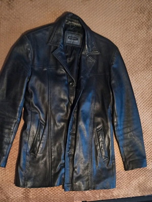 Leather jacket black size M like new, genuine Kastoria leather