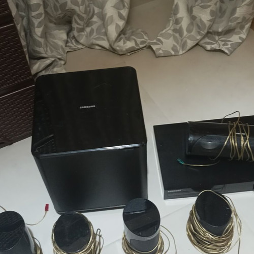 Samsung home cinema speaker system