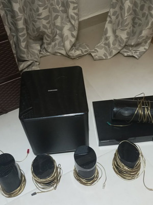 Samsung home cinema speaker system