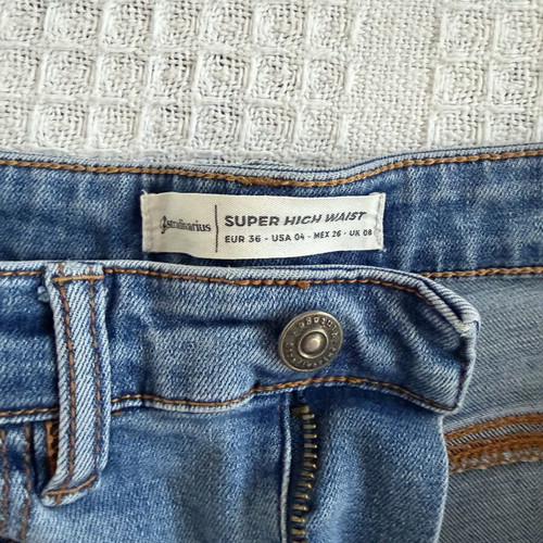Stradivarius jeans size 36 small like new