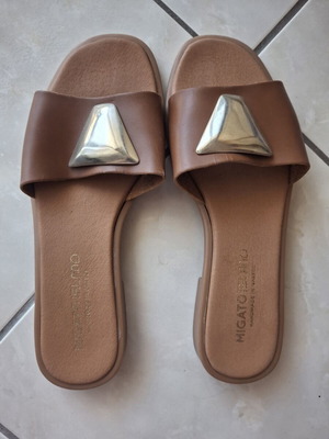 Migato leather slippers used, size 39