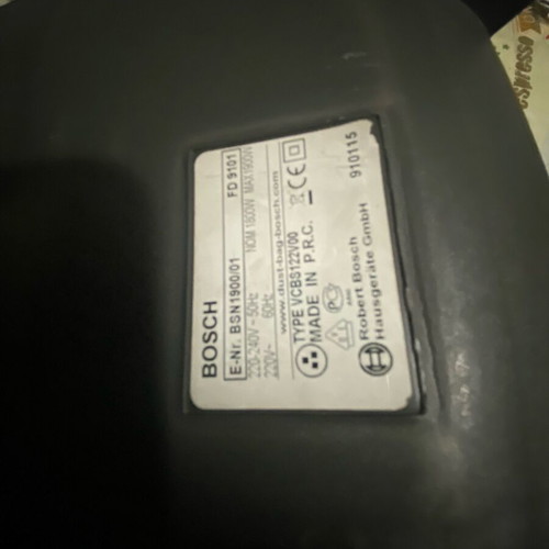 Bosch vacuum cleaner handle like new with head