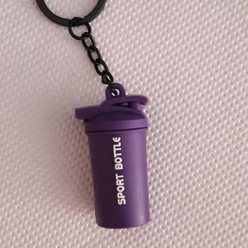 Protein shaker keychain like new, PVC