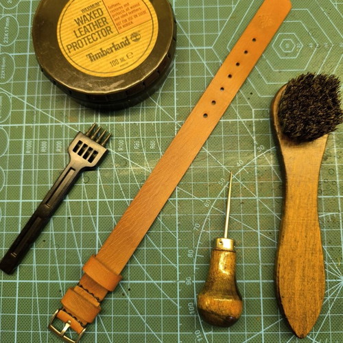 Handmade leather NATO watch strap, custom colors, 18-28mm
