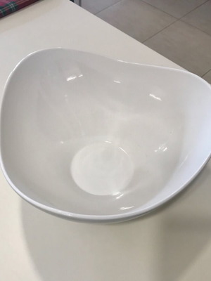 White serving salad bowl new with modern design