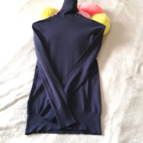 Women's blue turtleneck shirt like new, size Small