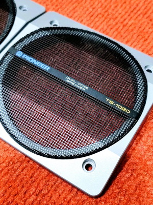 Καλύμματα ηχείων αυτοκινήτου Pioneer TS-1020 σαν καινούργια, γνήσια
