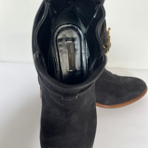 Louis Vuitton leather ankle boots used, size 38.5, black