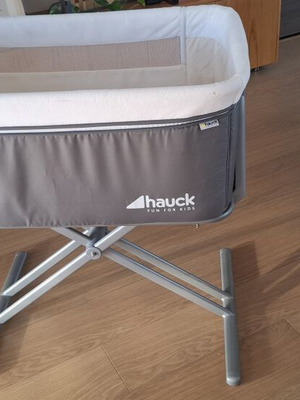 Hauck cradle like new