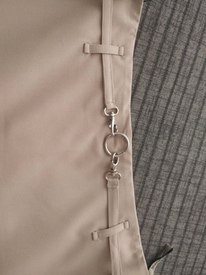 Ysatis mini skirt beige like new with belt