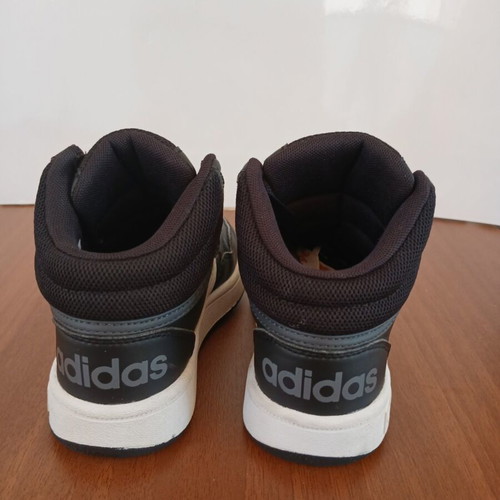Adidas Hoops Mid 30k athletic shoes used, black, size 30