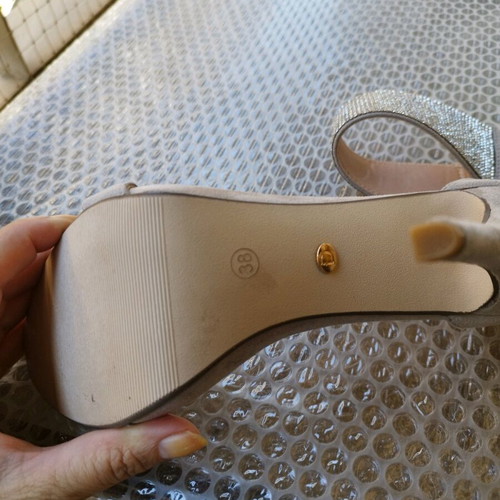 Ideal Shoes Castor Style Sandals New, Rhinestones, Size 38, Gray