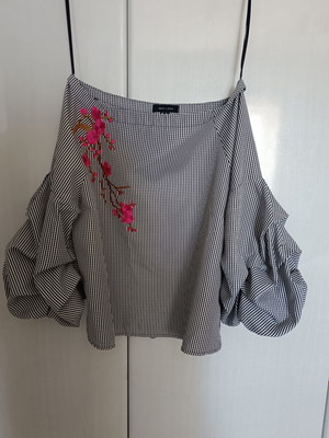 New Look blouse with embroidered front and puff sleeves, black and white