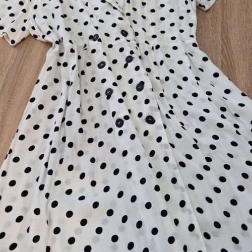 New Look dress XL to XXXL, like new, black and white polka dot summer fabric