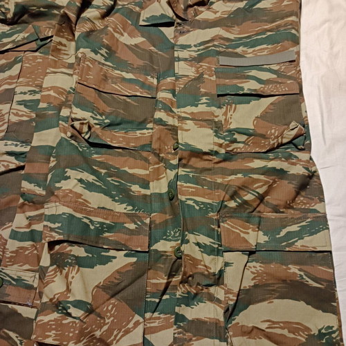 Military camouflage uniform set Small size, new