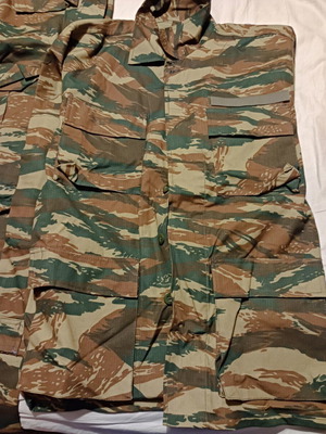 Military camouflage uniform set Small size, new