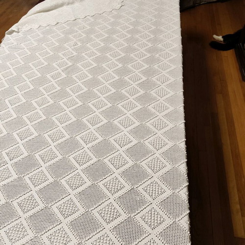 Handmade knitted blanket like new, dimensions 180x200