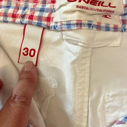 O’Neil Bermuda shorts size 30 white like new