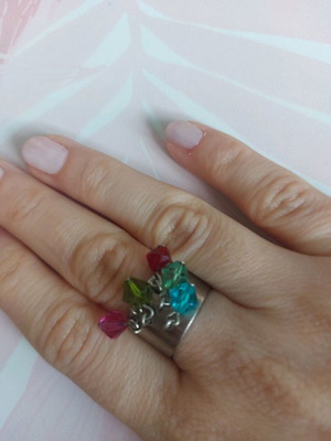 Stainless steel silver ring like new with unique design