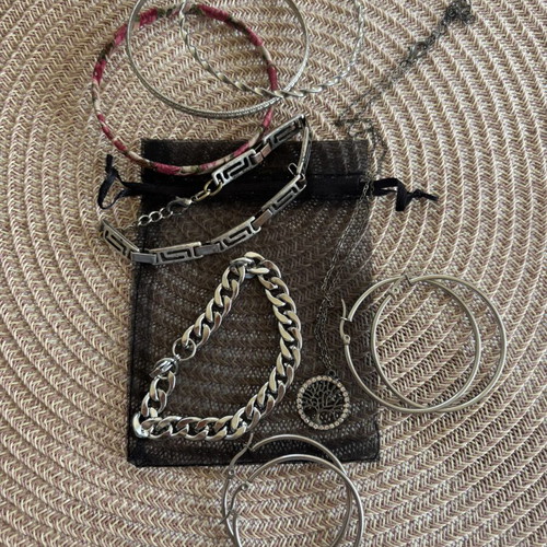 Jewelry set silver color used, various charms for necklaces or bracelets