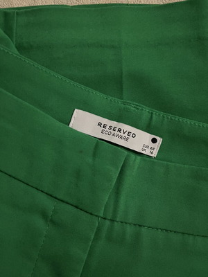 Reserved green pants like new, size XXL 44