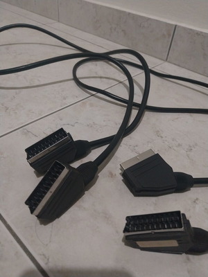 Scart cables set of 2 used, 1.5 meters each