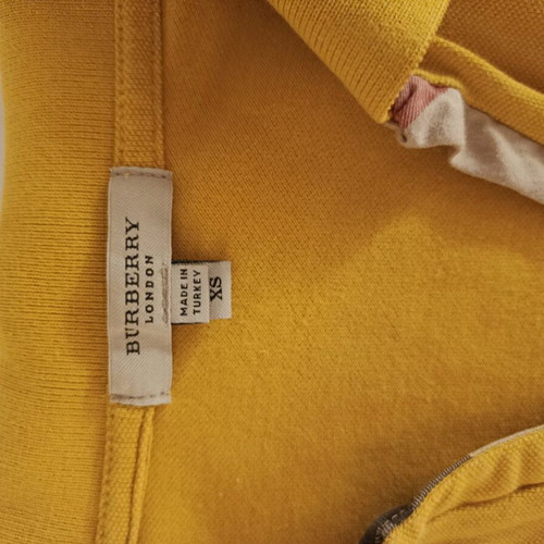 Burberry T-shirt like new, yellow, size XS
