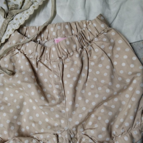 Prenatal set for 3-6 months like new with diaper change buttons