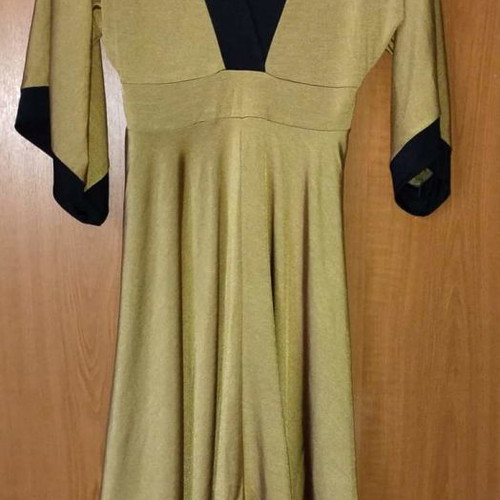 Asymmetric Reline dress M-L like new, gold with black details