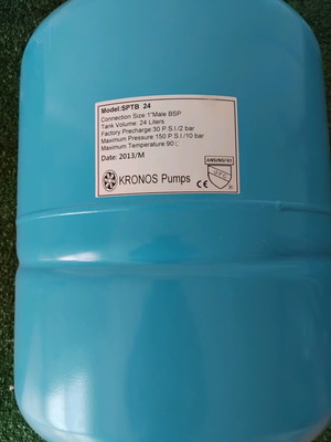 Δοχείο διαστολής Kronos Pumps 24 λίτρων σαν καινούριο