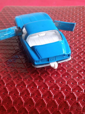 Matchbox Superfast No. 14 Iso Grifo vintage toy car like new