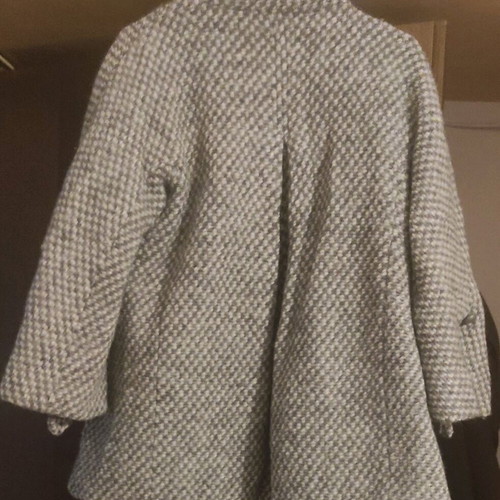 Short coat jacket like new, white and gray, size L